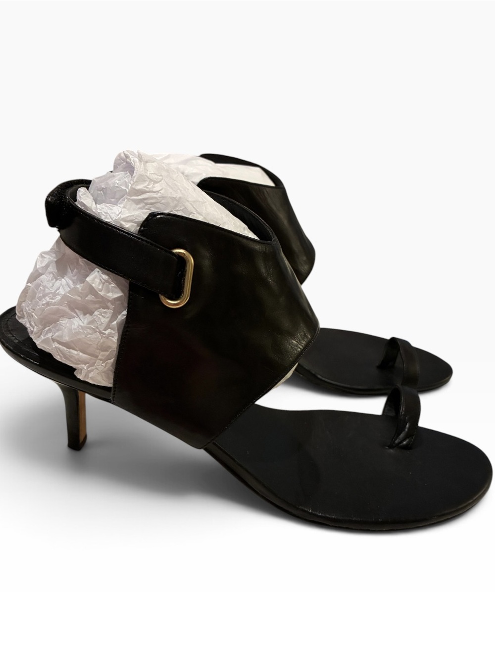 Delman kitten heel cage ankle strap thong sandals, black leather. Sz 8.5”